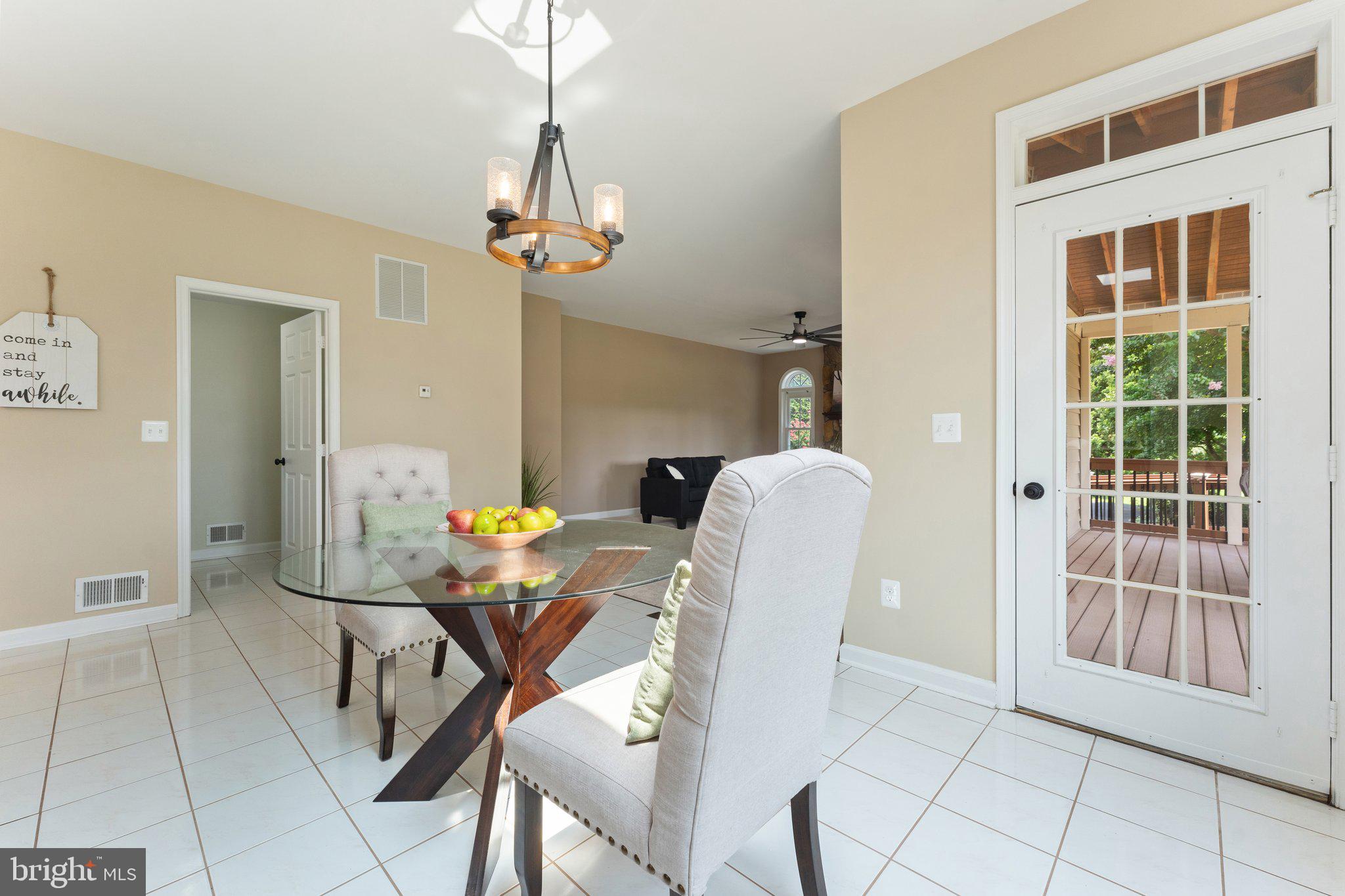 LEETON - Residential