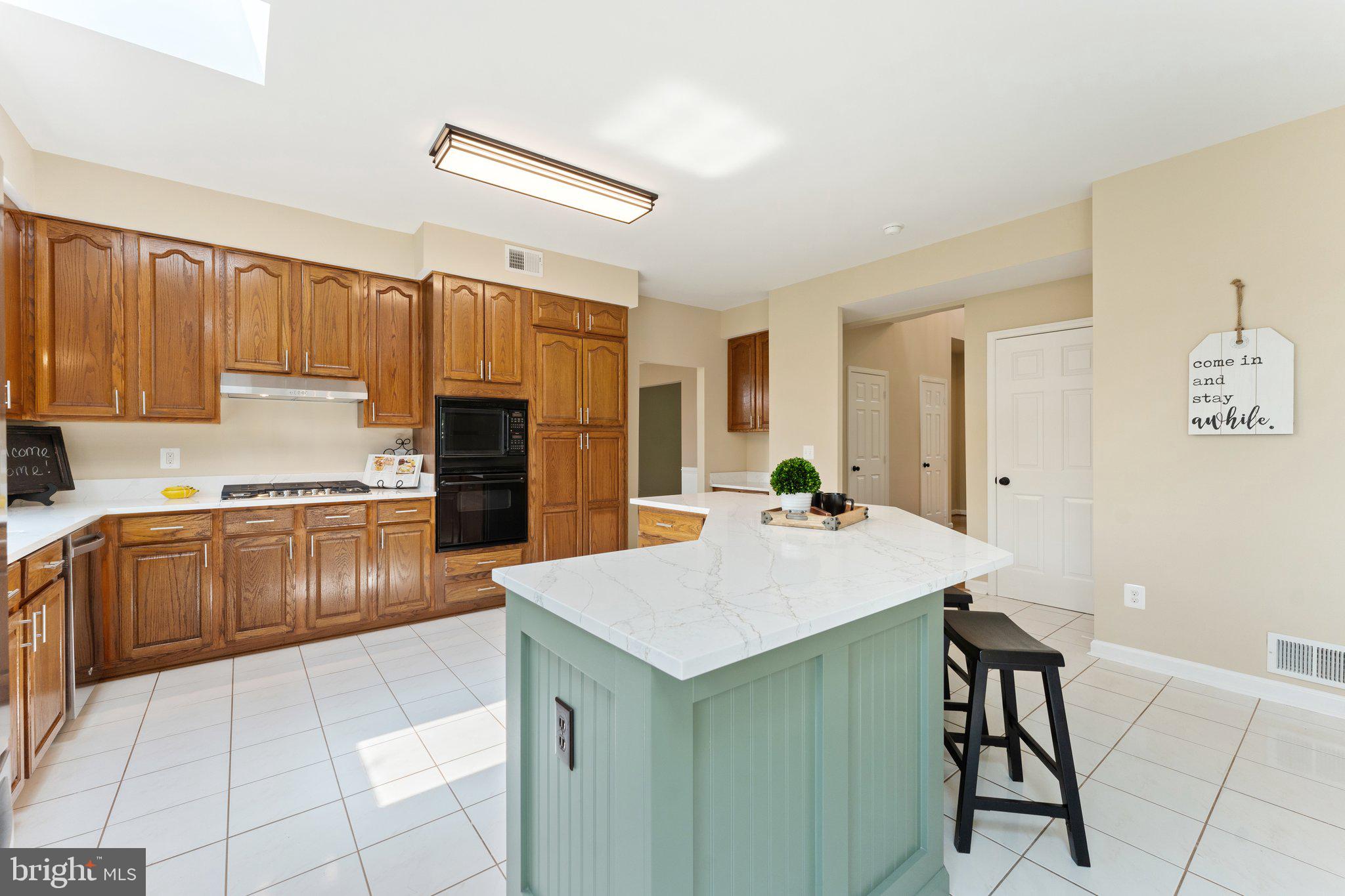 LEETON - Residential