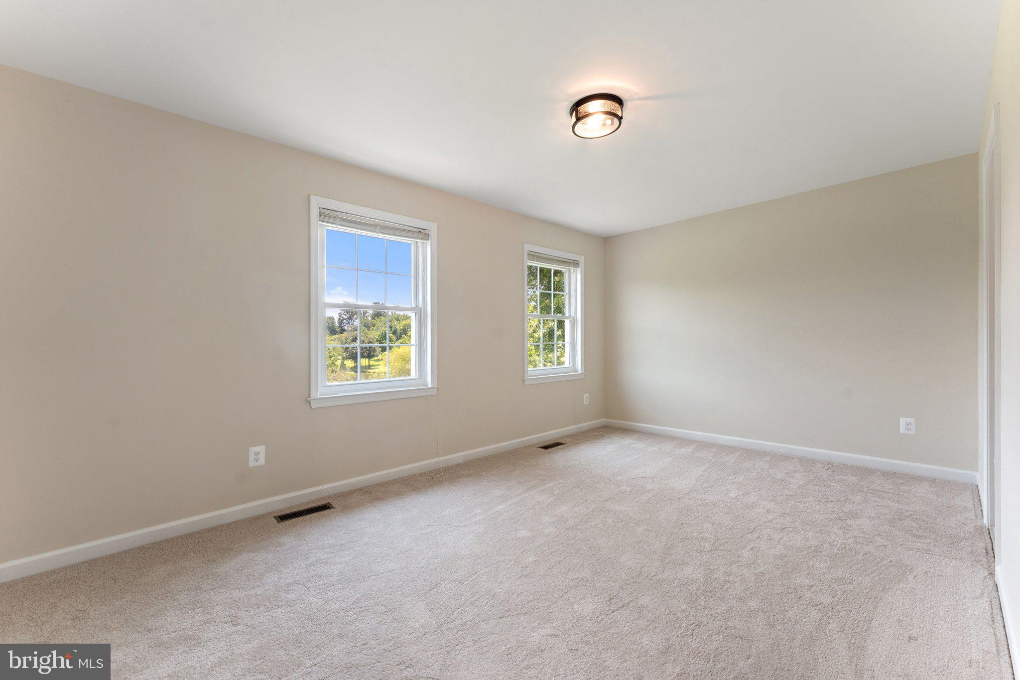 LEETON - Residential