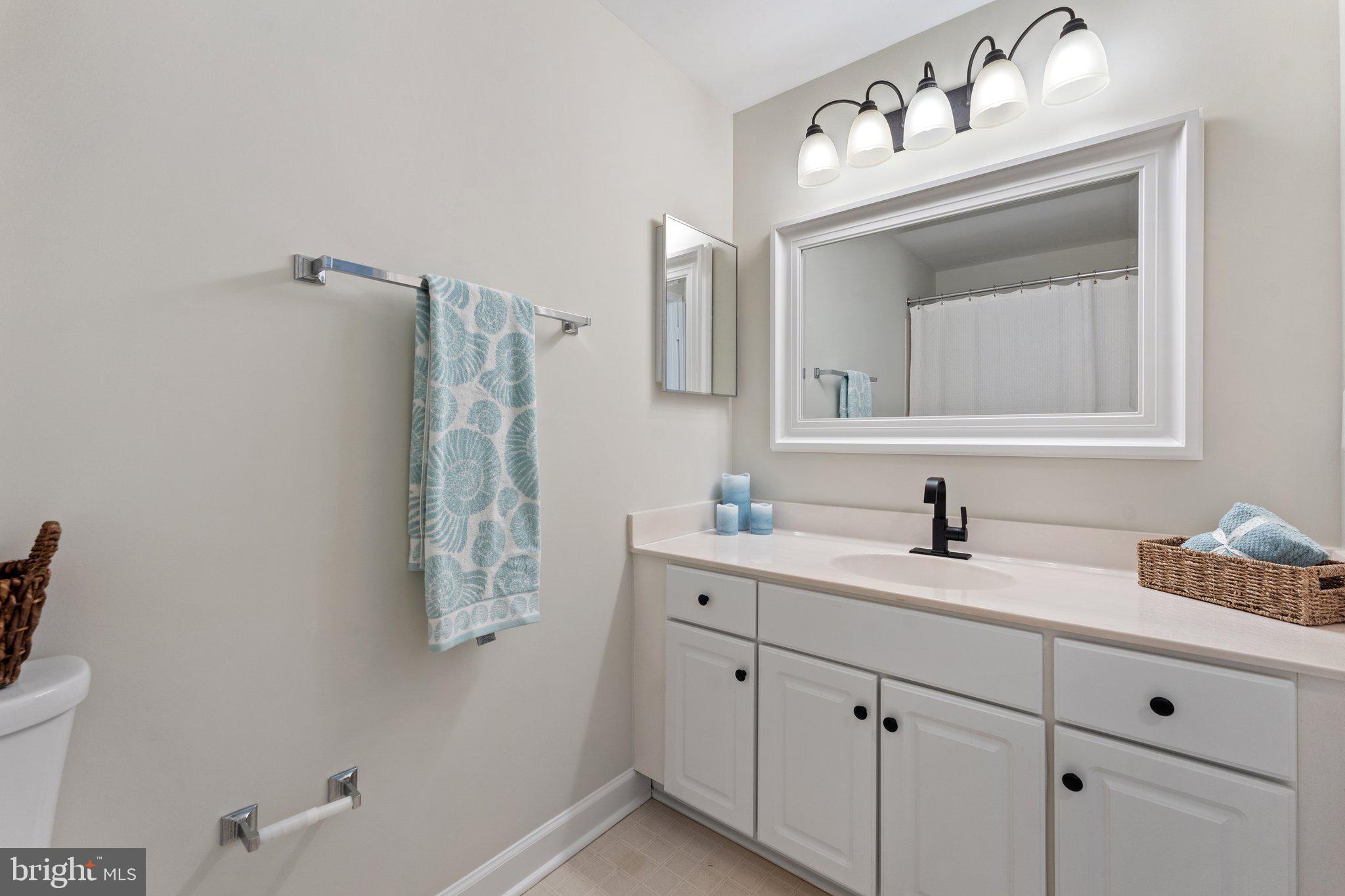 LEETON - Residential