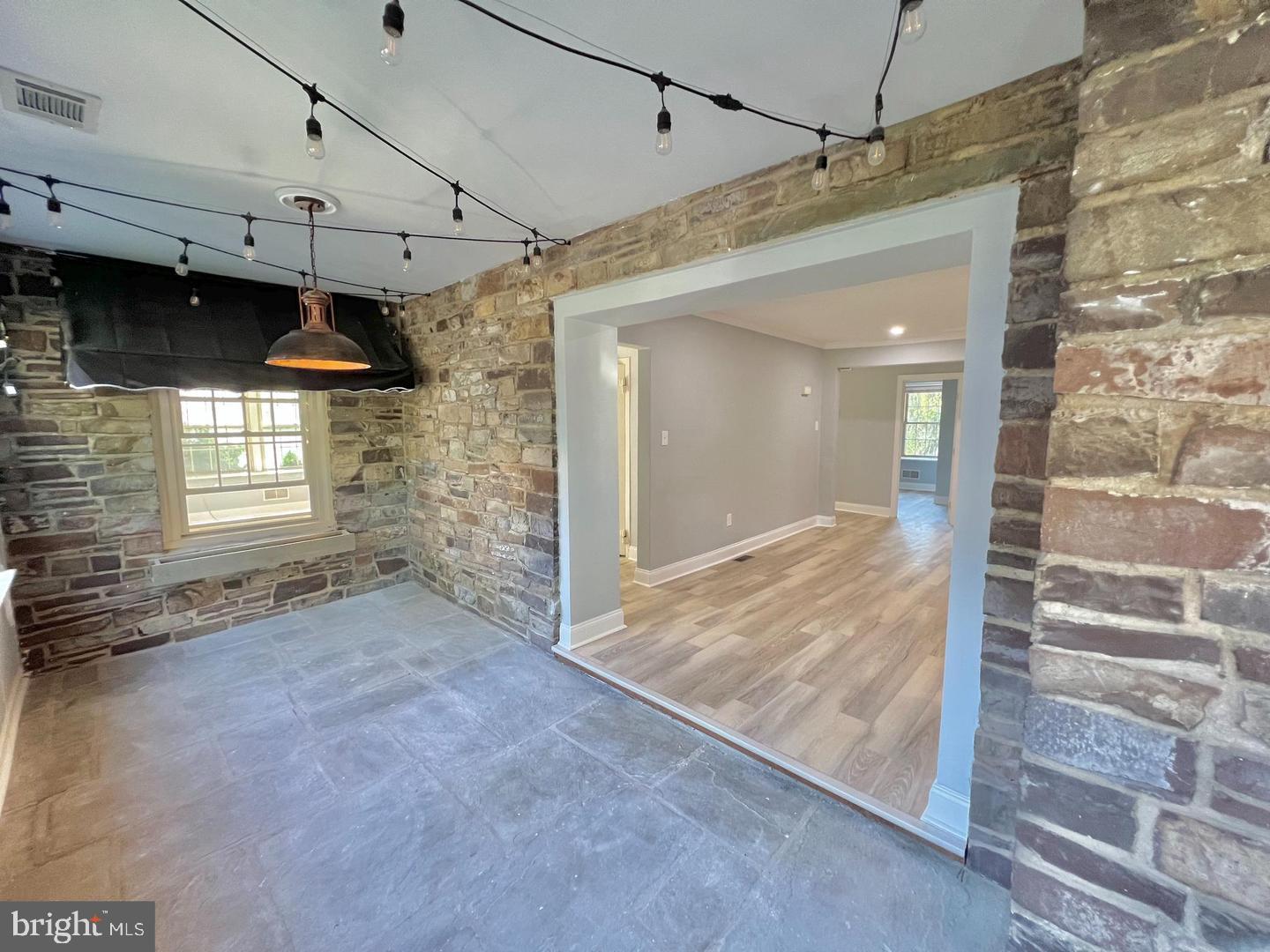 RIVERSTONE - Residential