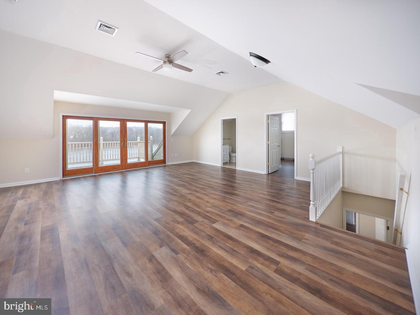 RIVERSTONE - Residential