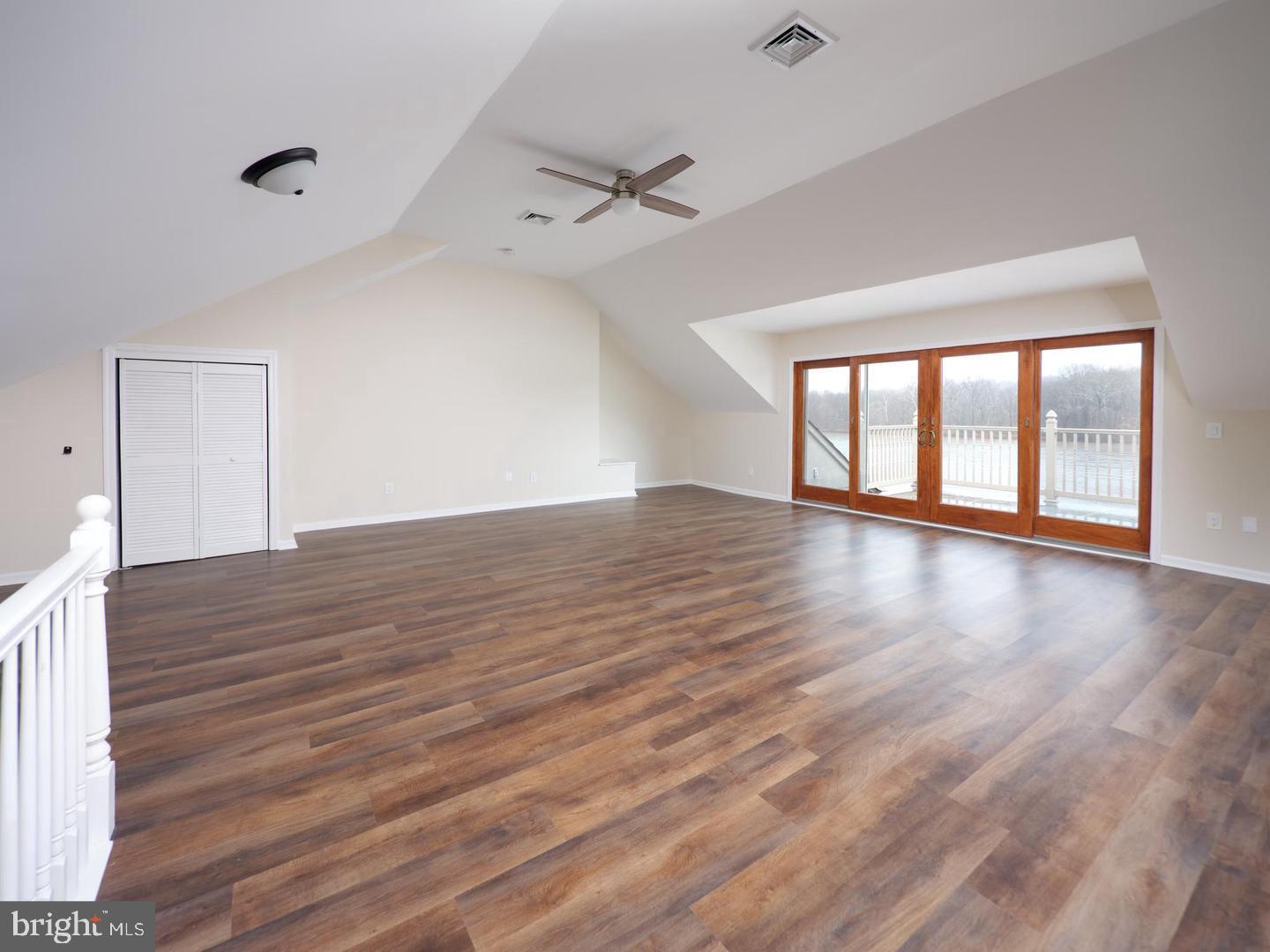 RIVERSTONE - Residential