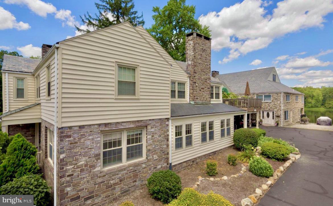 RIVERSTONE - Residential