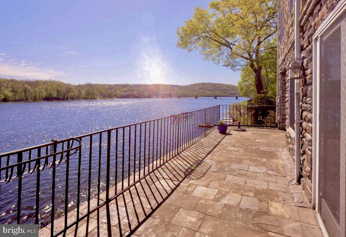 RIVERSTONE - Residential