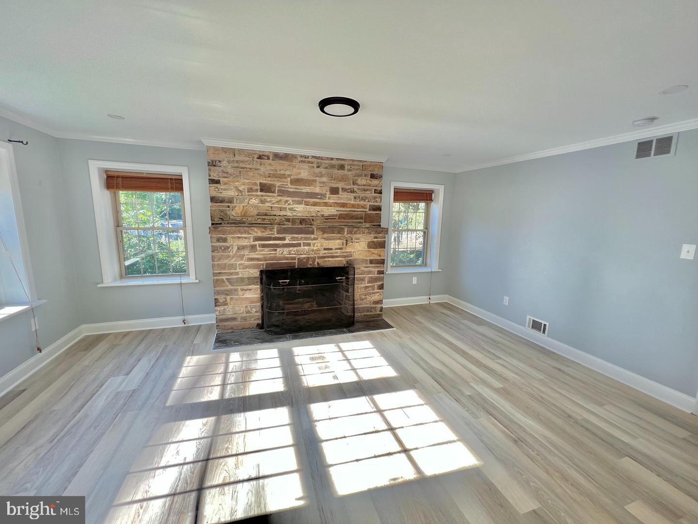 RIVERSTONE - Residential