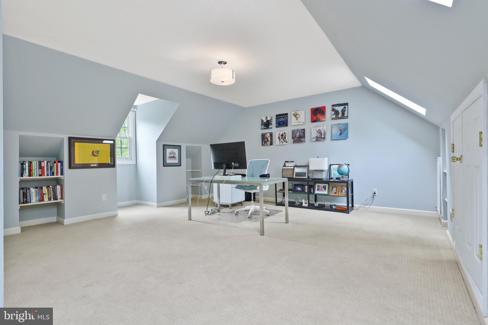 DOWNS ON THE SEVERN - Residential