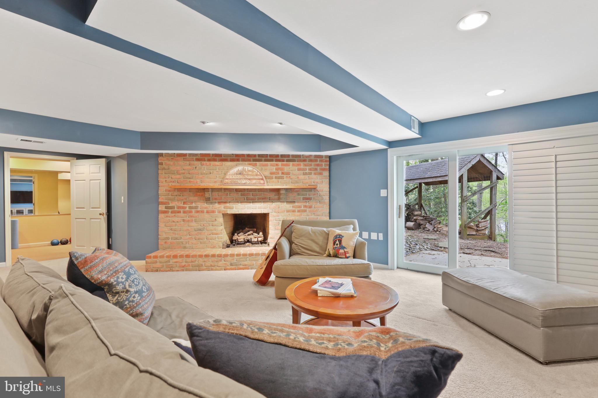 DOWNS ON THE SEVERN - Residential