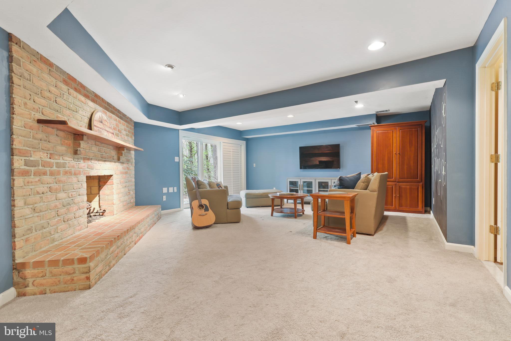 DOWNS ON THE SEVERN - Residential