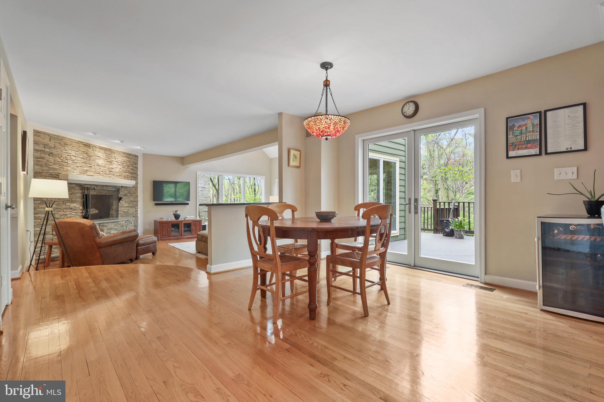 DOWNS ON THE SEVERN - Residential