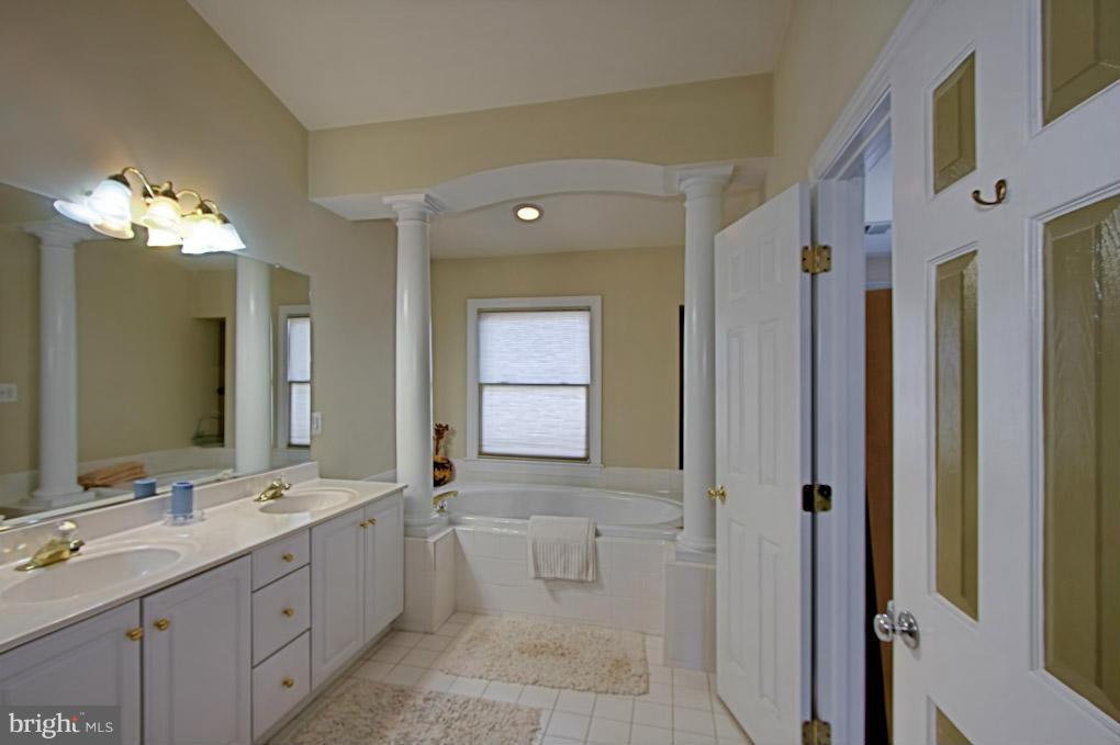 BRENTWOOD - Residential