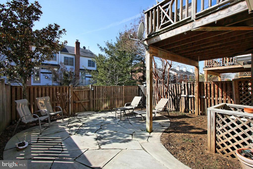 BRENTWOOD - Residential