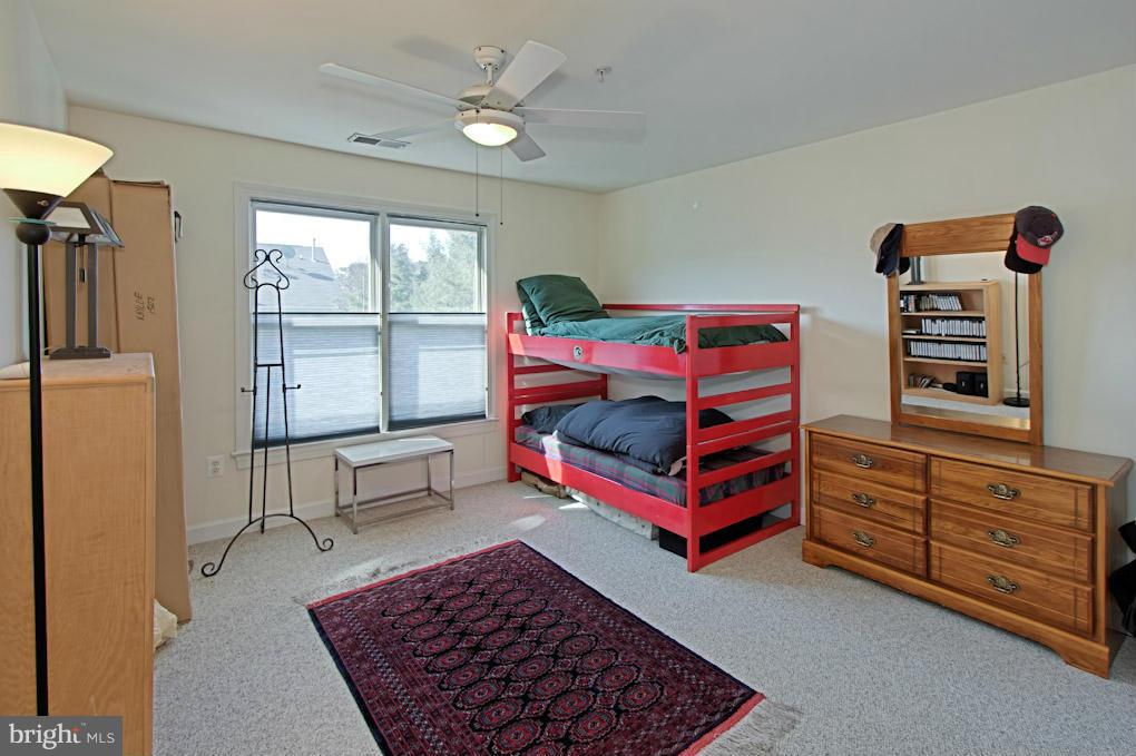 BRENTWOOD - Residential