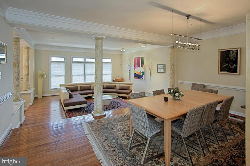 BRENTWOOD - Residential