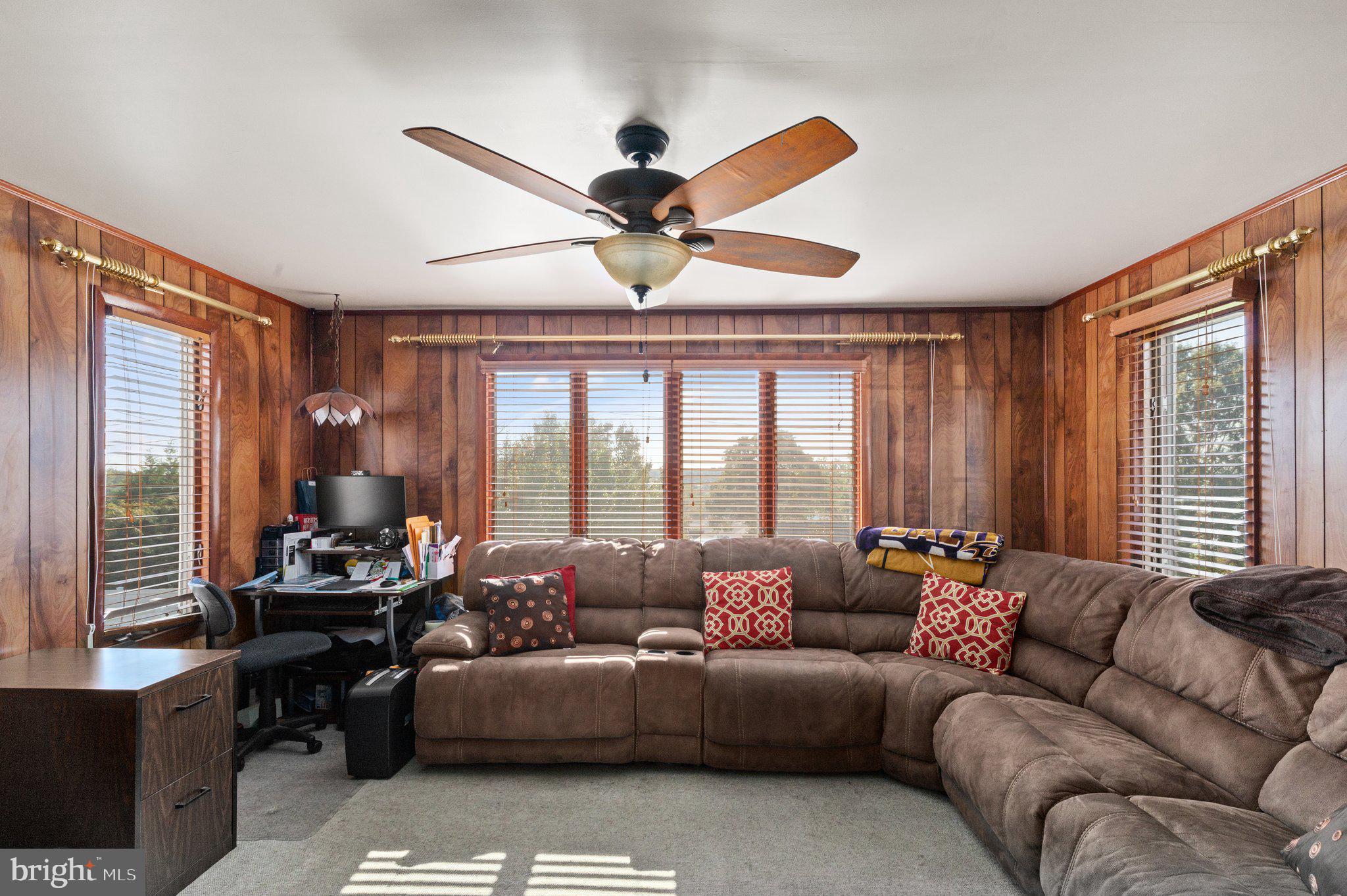 CAMELOT - Residential