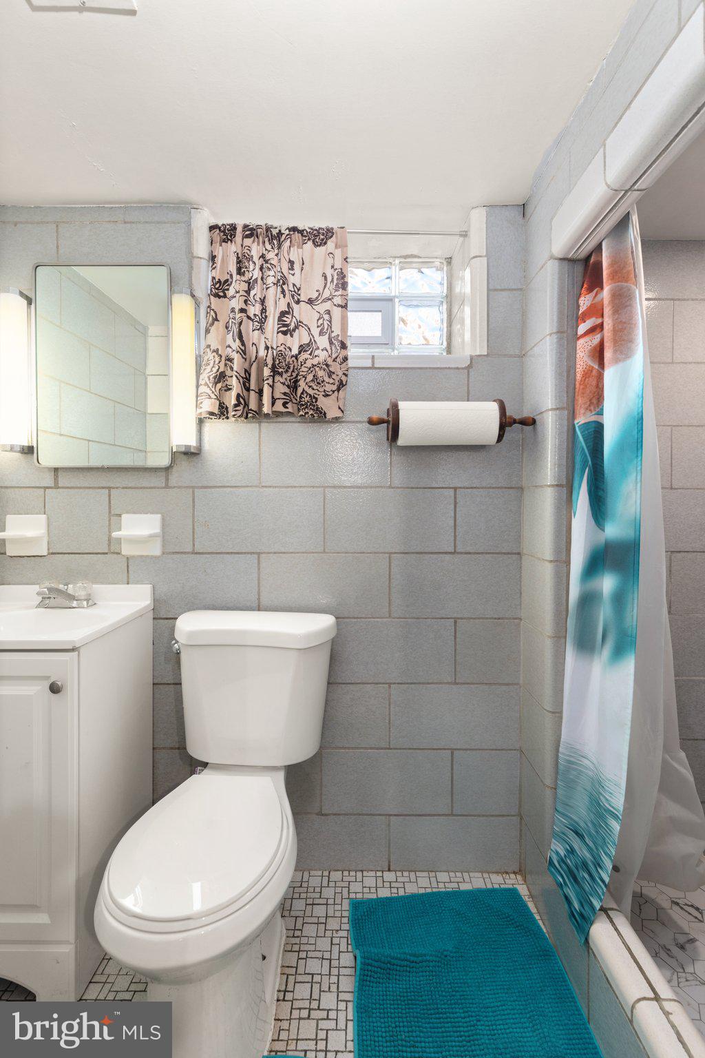 CAMELOT - Residential