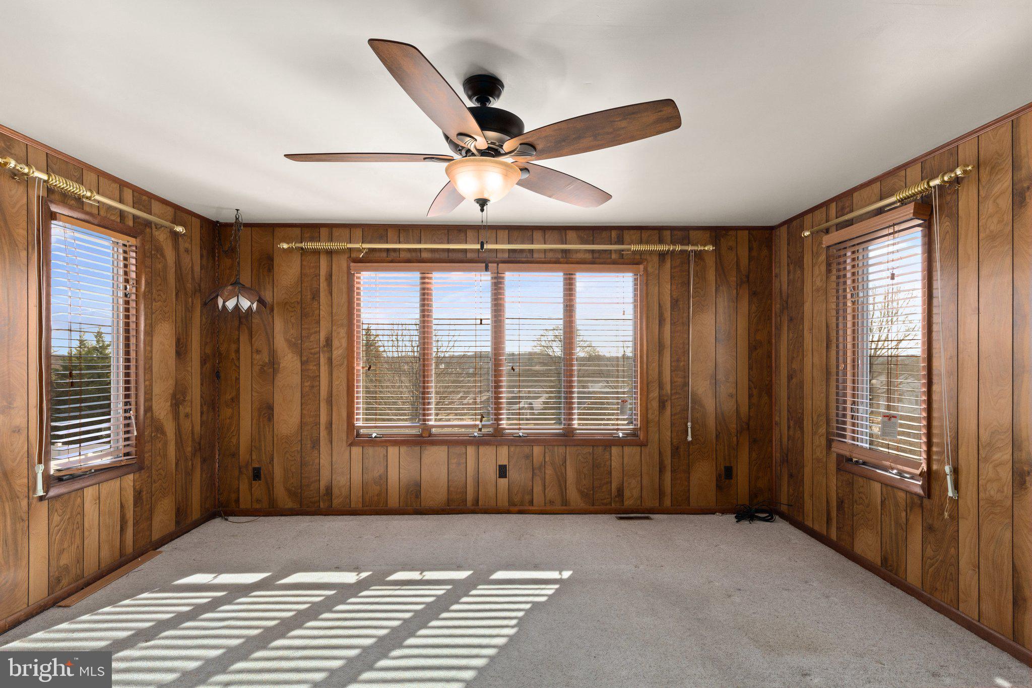 CAMELOT - Residential