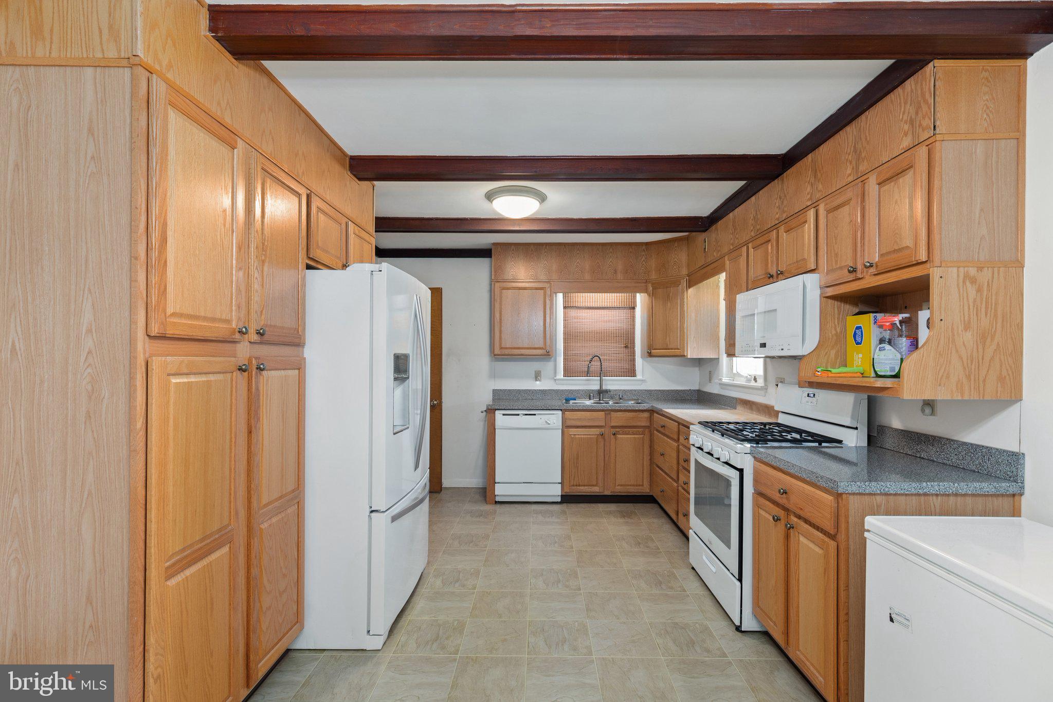 CAMELOT - Residential