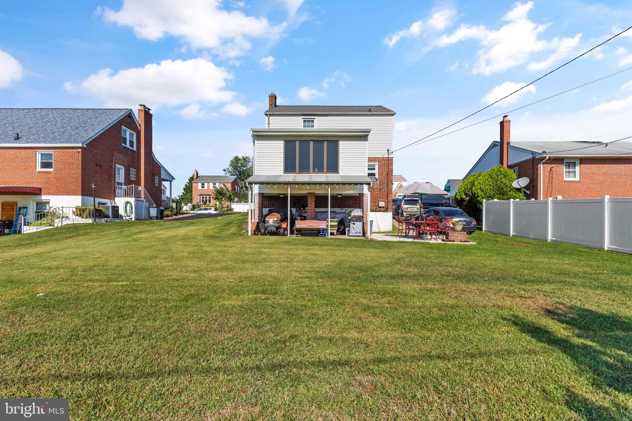 CAMELOT - Residential