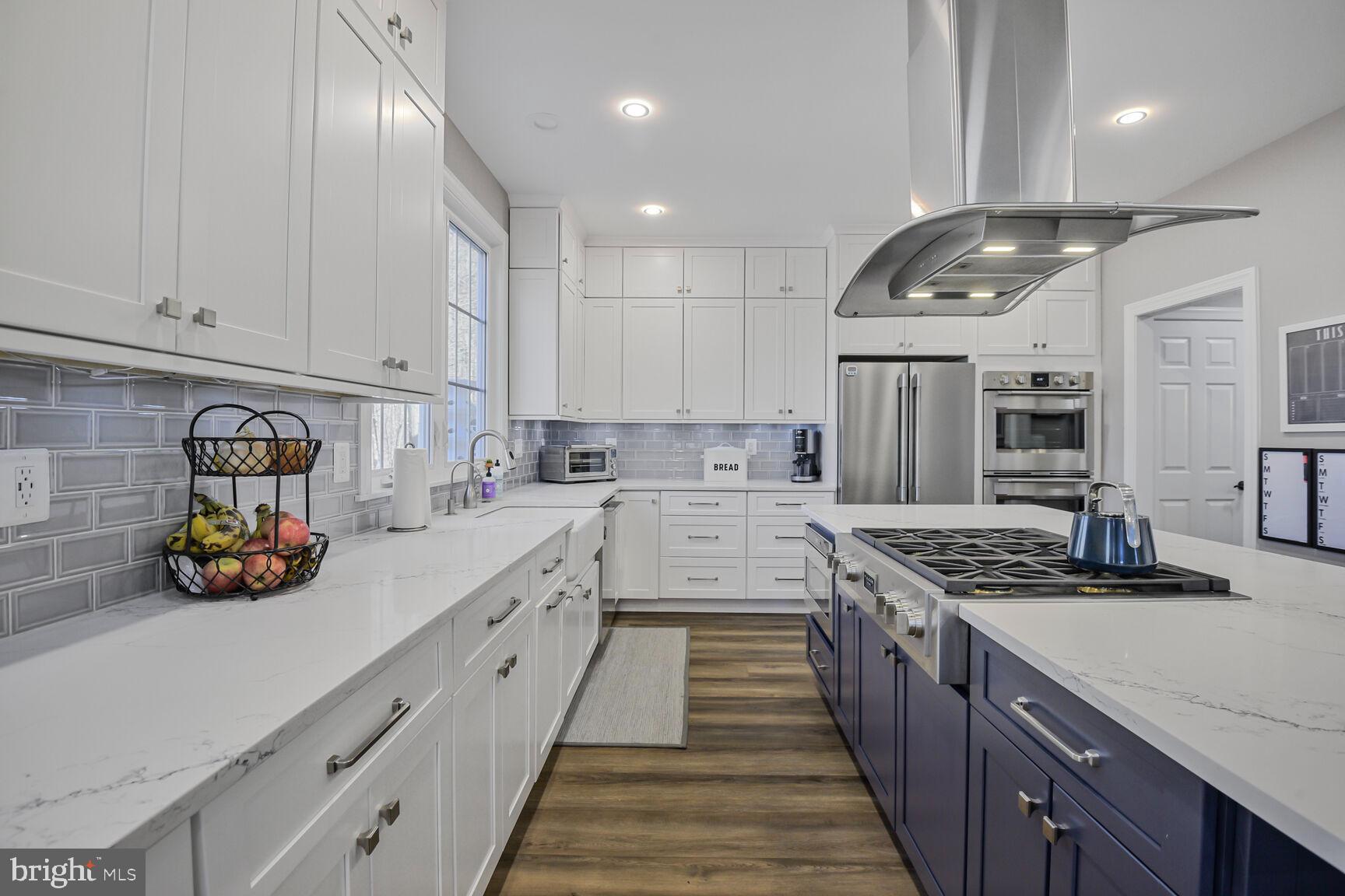 LAKELANDS - Residential