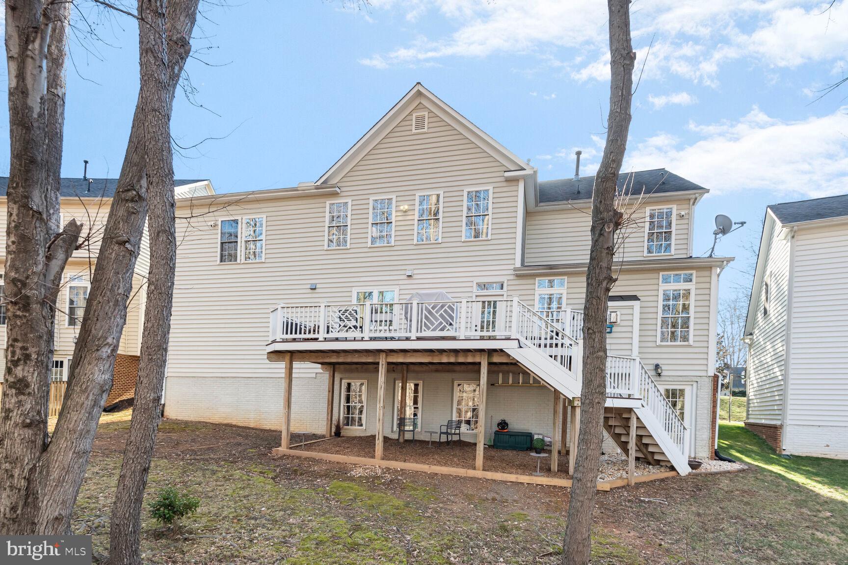 LAKELANDS - Residential