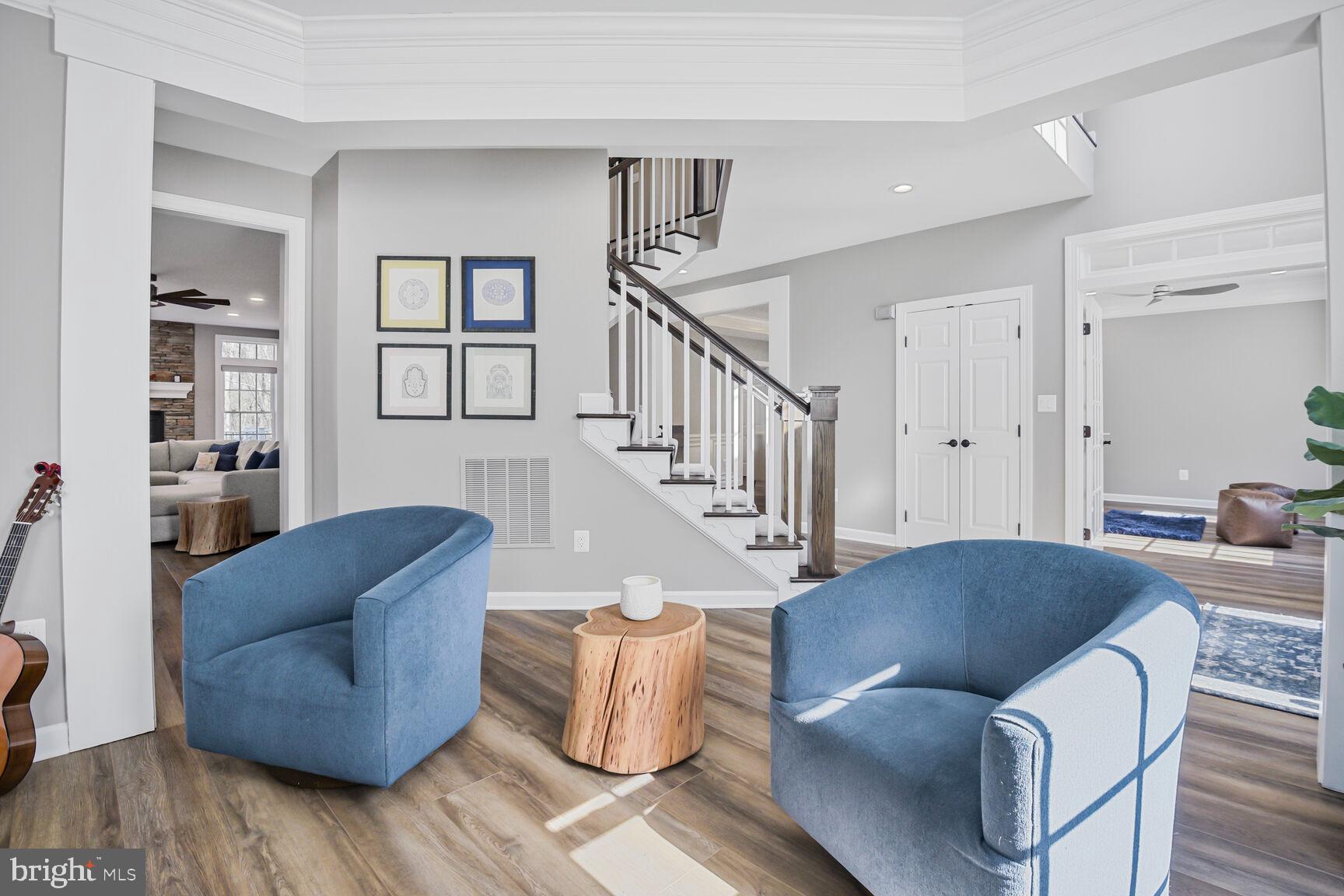 LAKELANDS - Residential