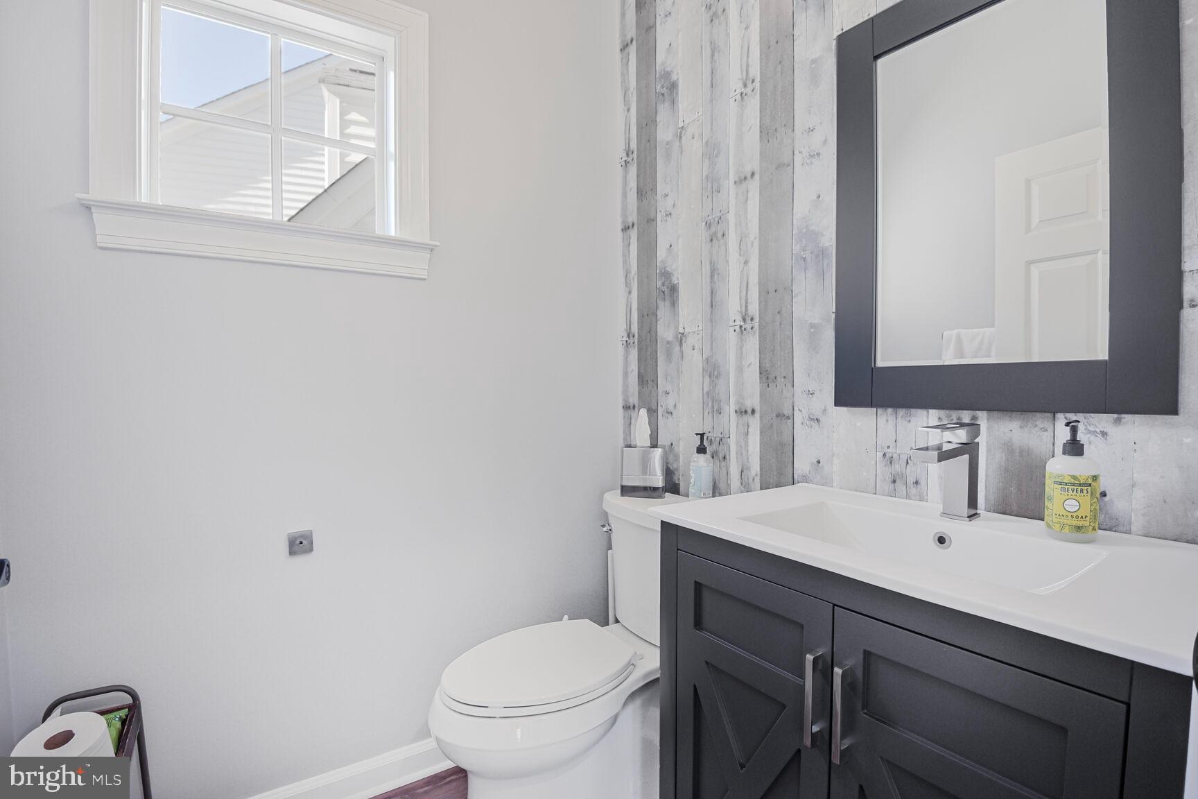 LAKELANDS - Residential