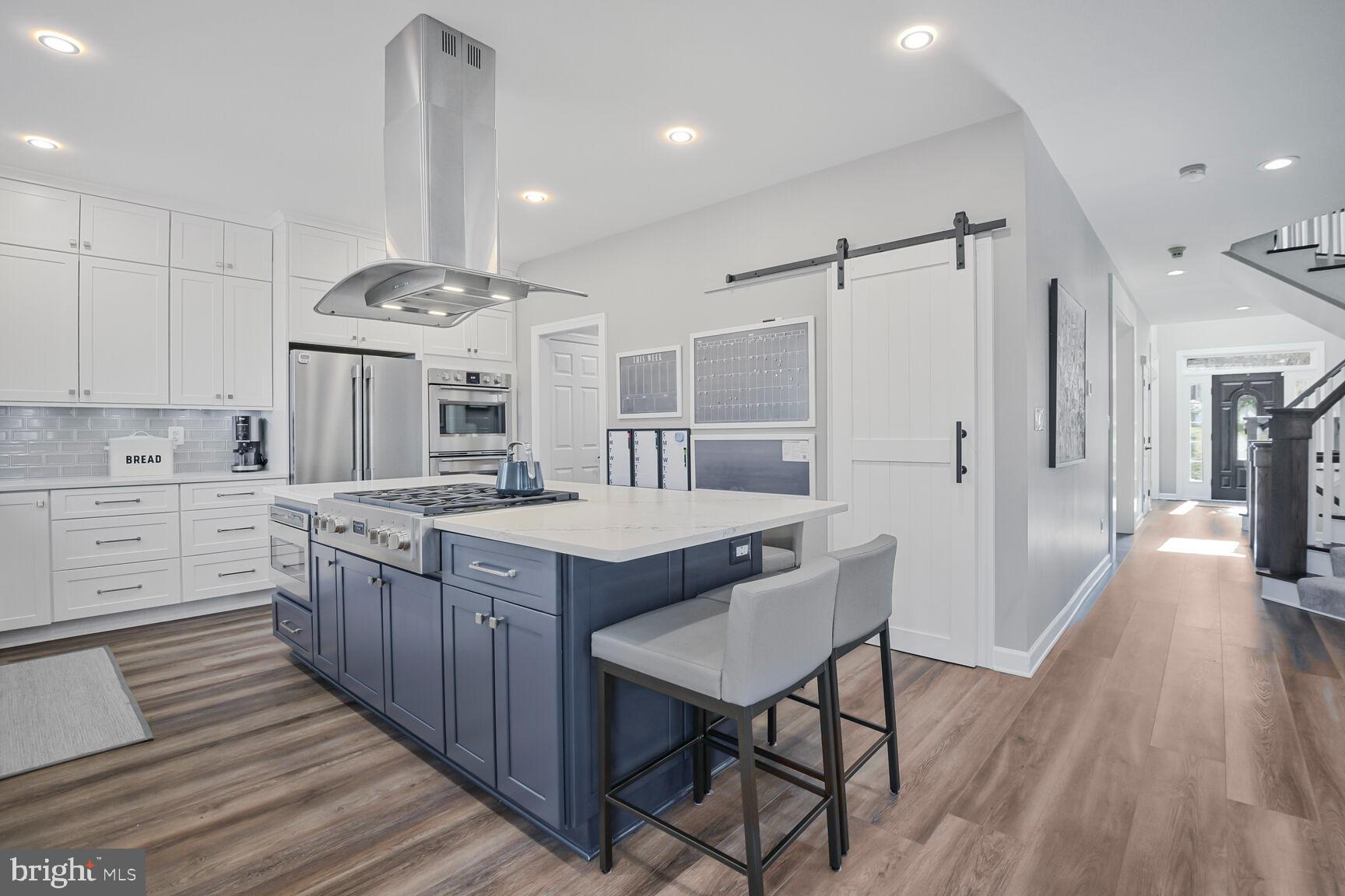 LAKELANDS - Residential