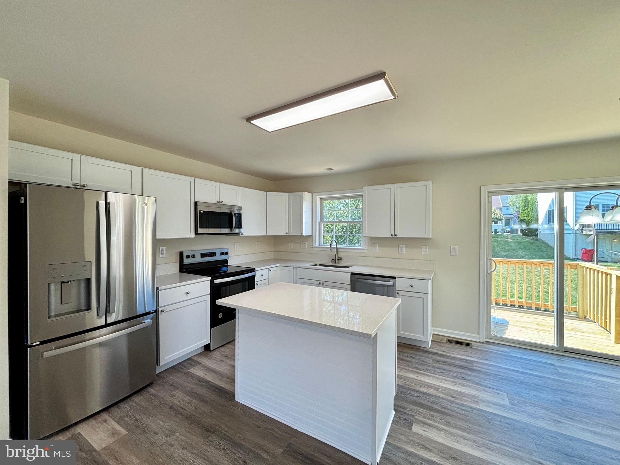 HAMMONDS MILL - Residential