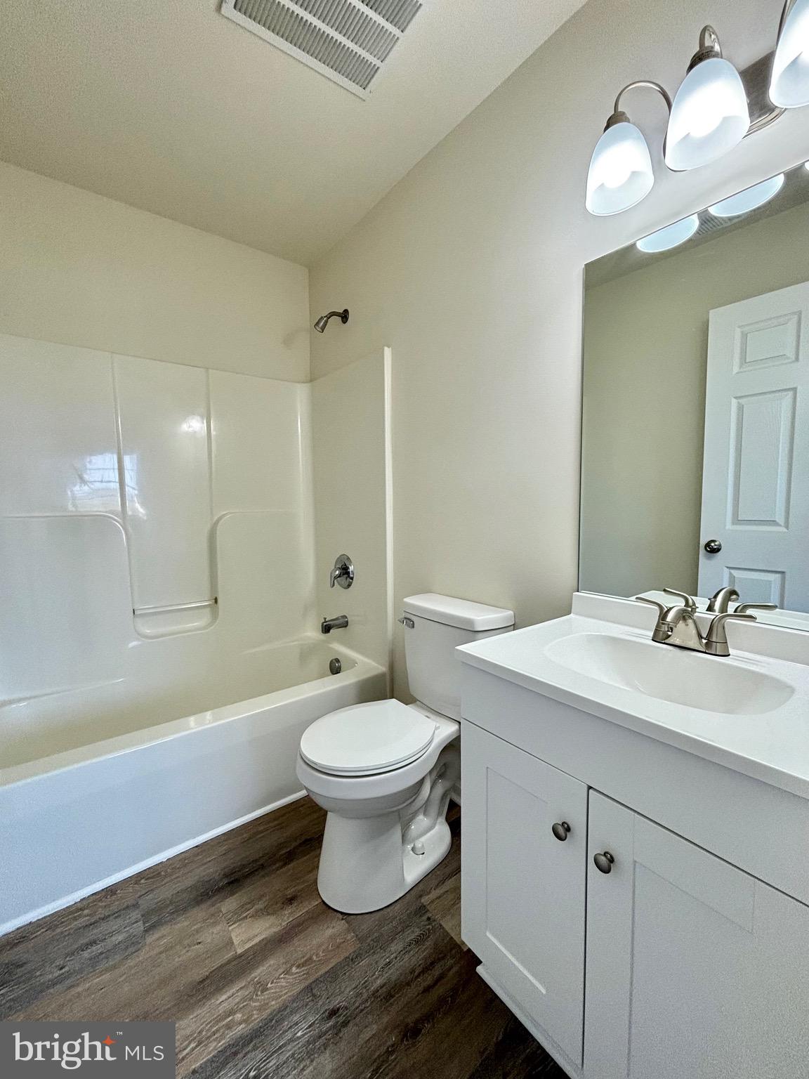 HAMMONDS MILL - Residential