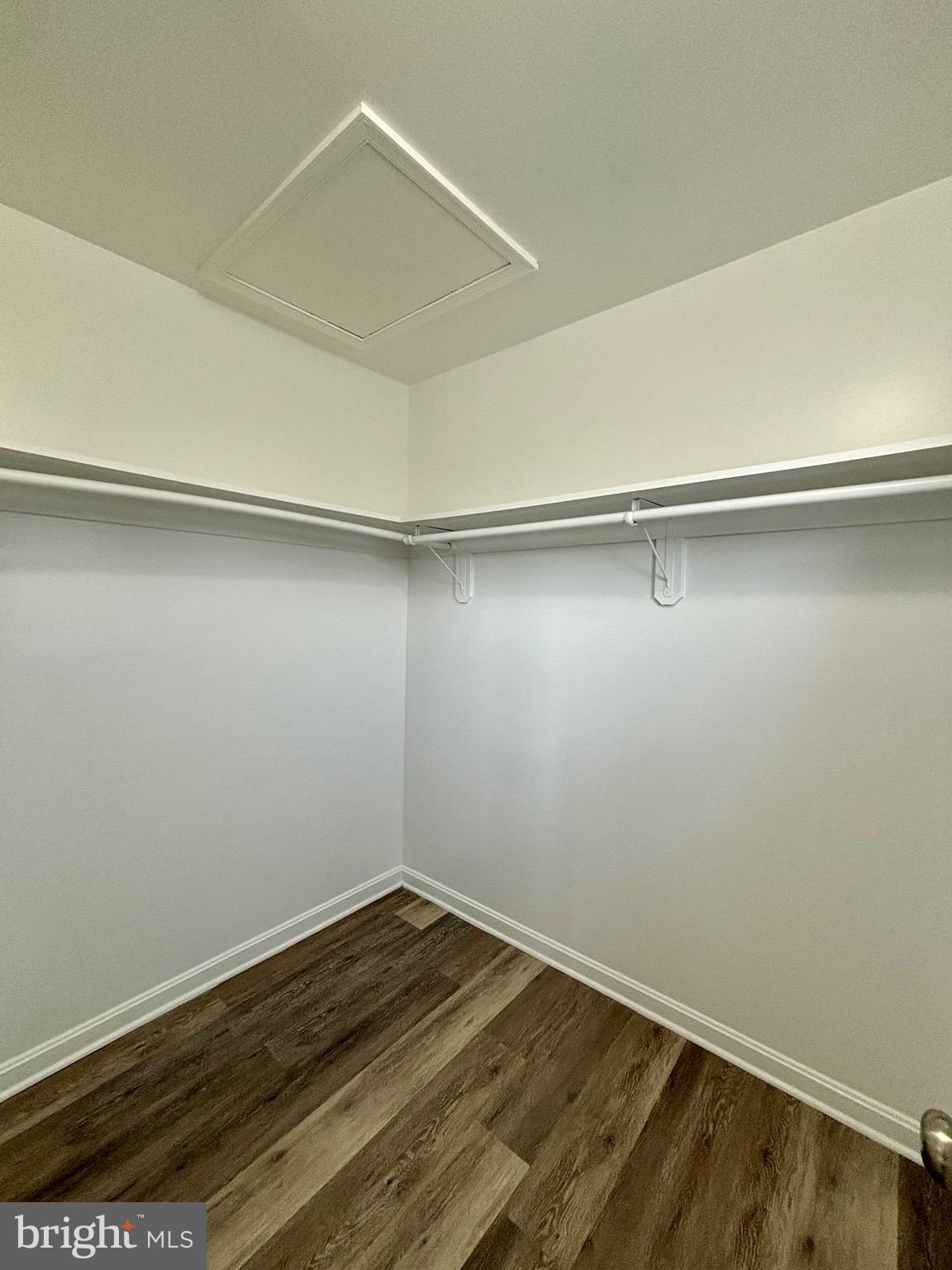 HAMMONDS MILL - Residential