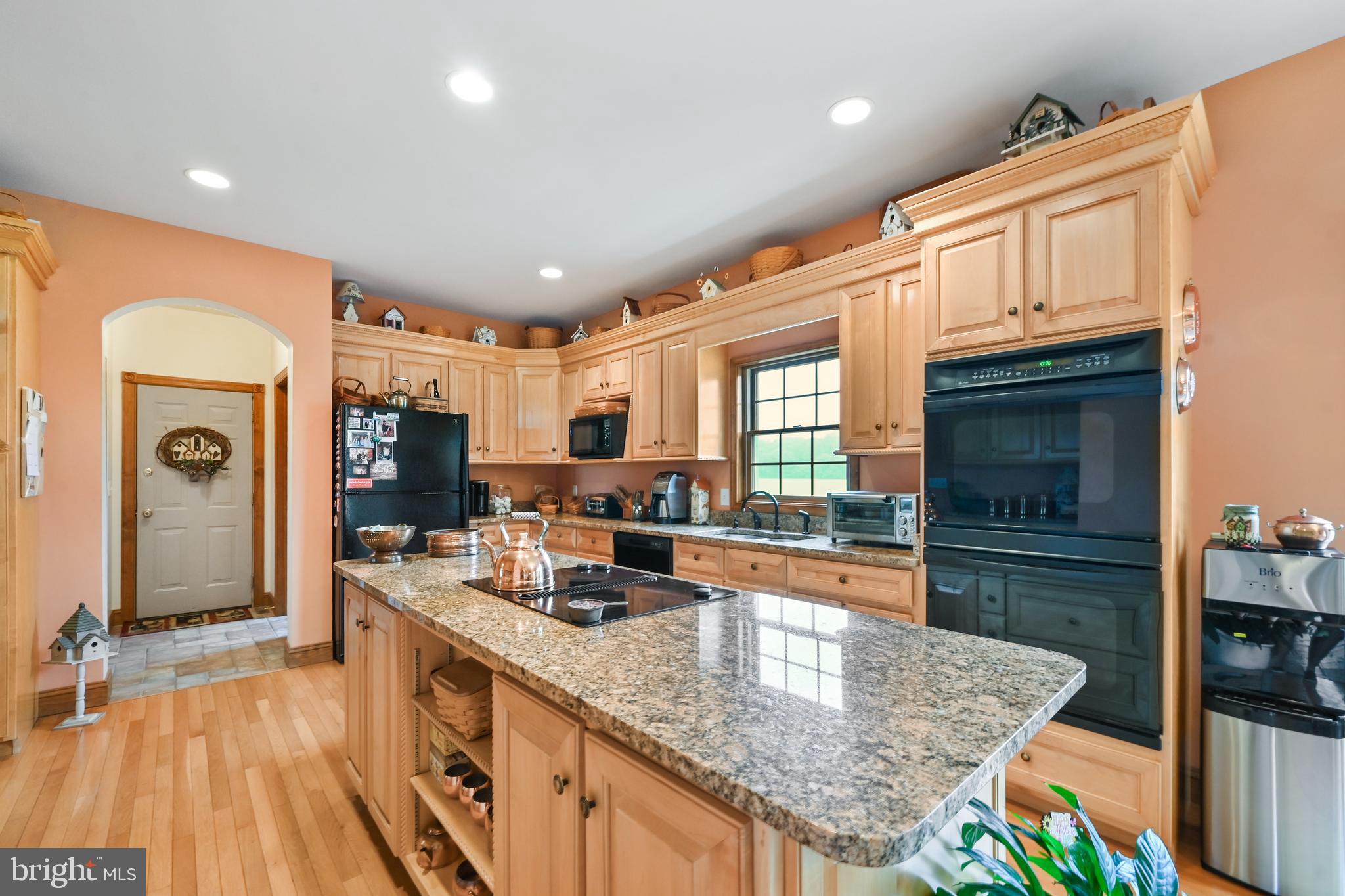 1495 MIDSTATE ROAD