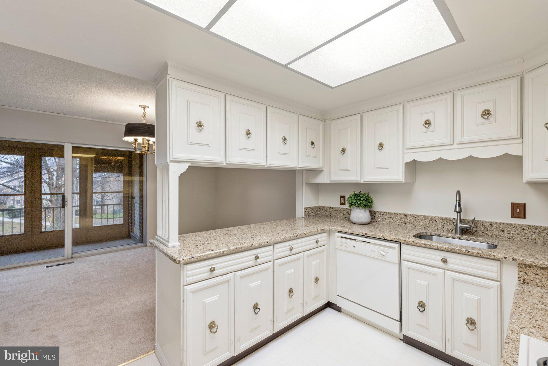 LEISURE WORLD - Residential