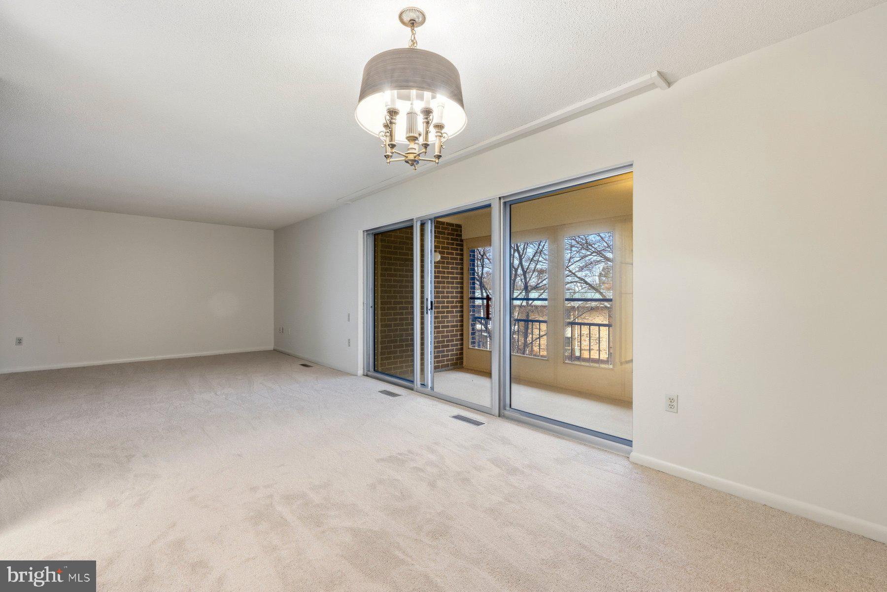 LEISURE WORLD - Residential