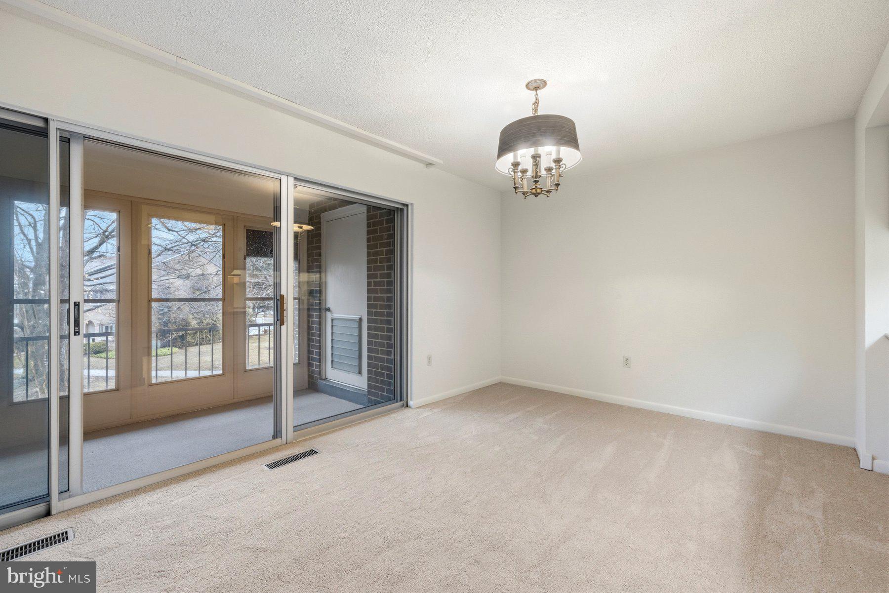 LEISURE WORLD - Residential