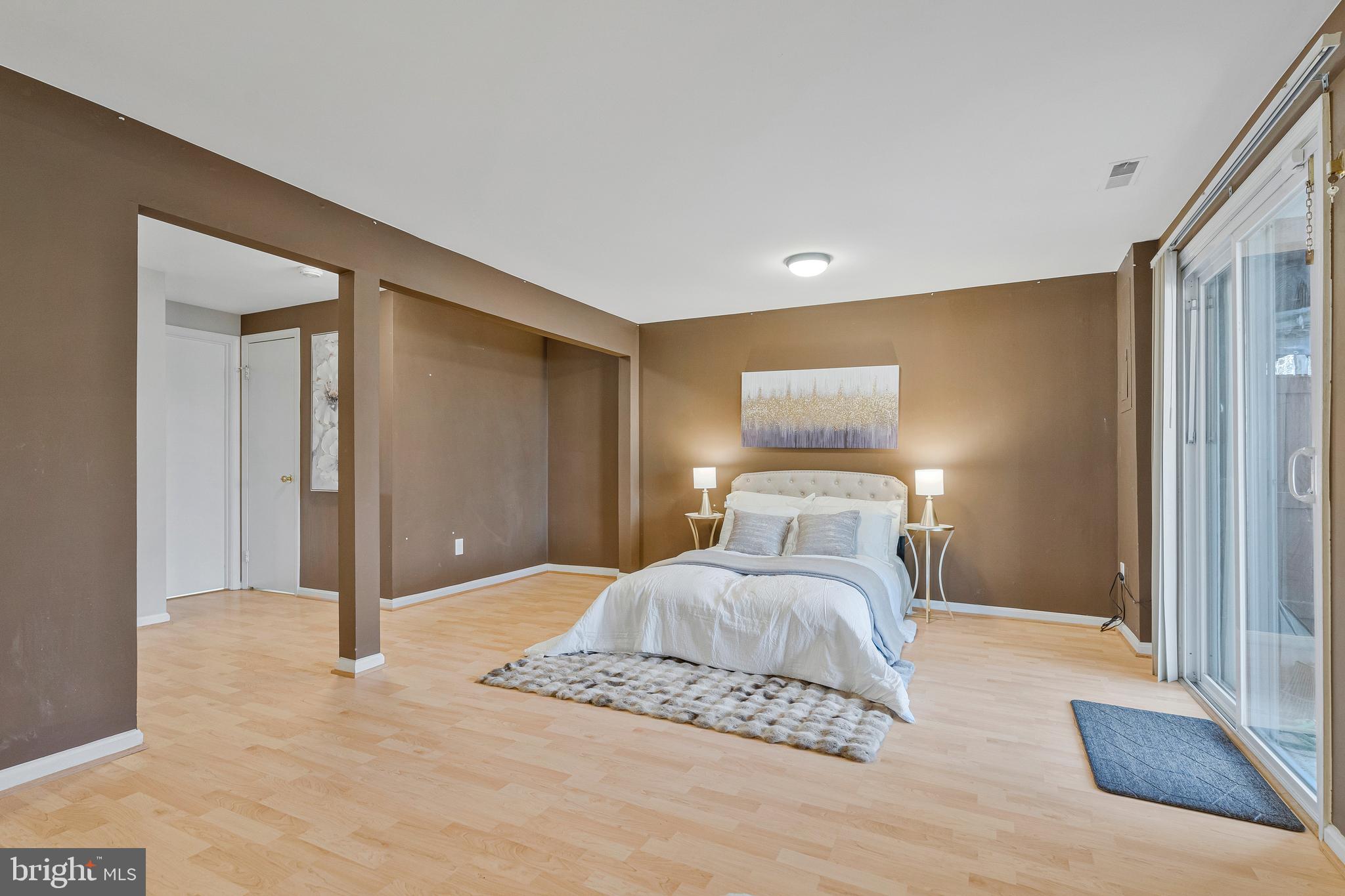 SINGLETONS GROVE - Residential