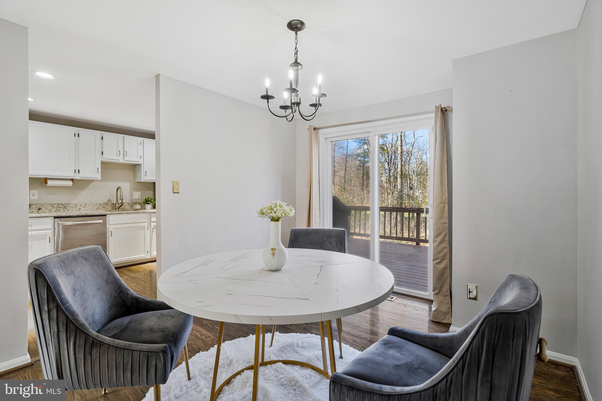 SINGLETONS GROVE - Residential