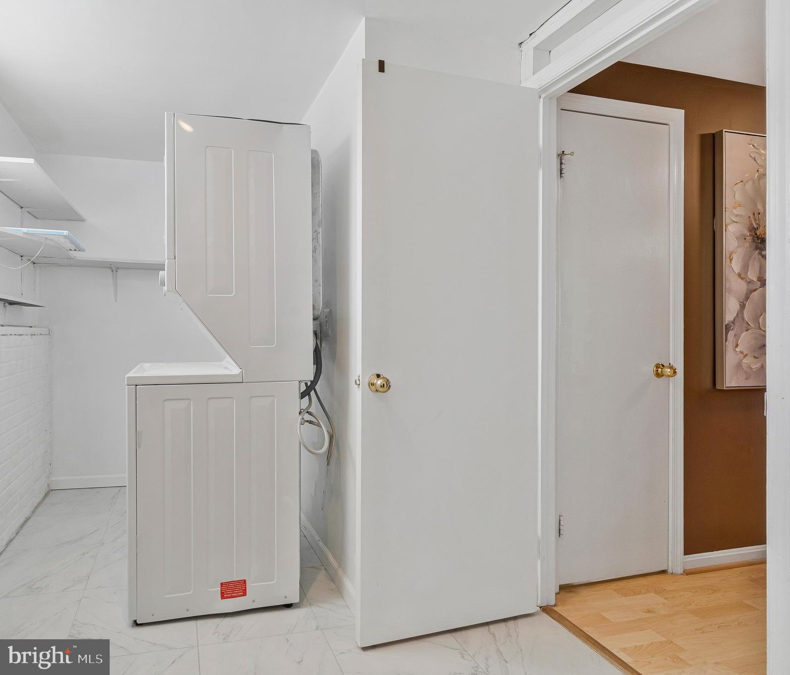 SINGLETONS GROVE - Residential