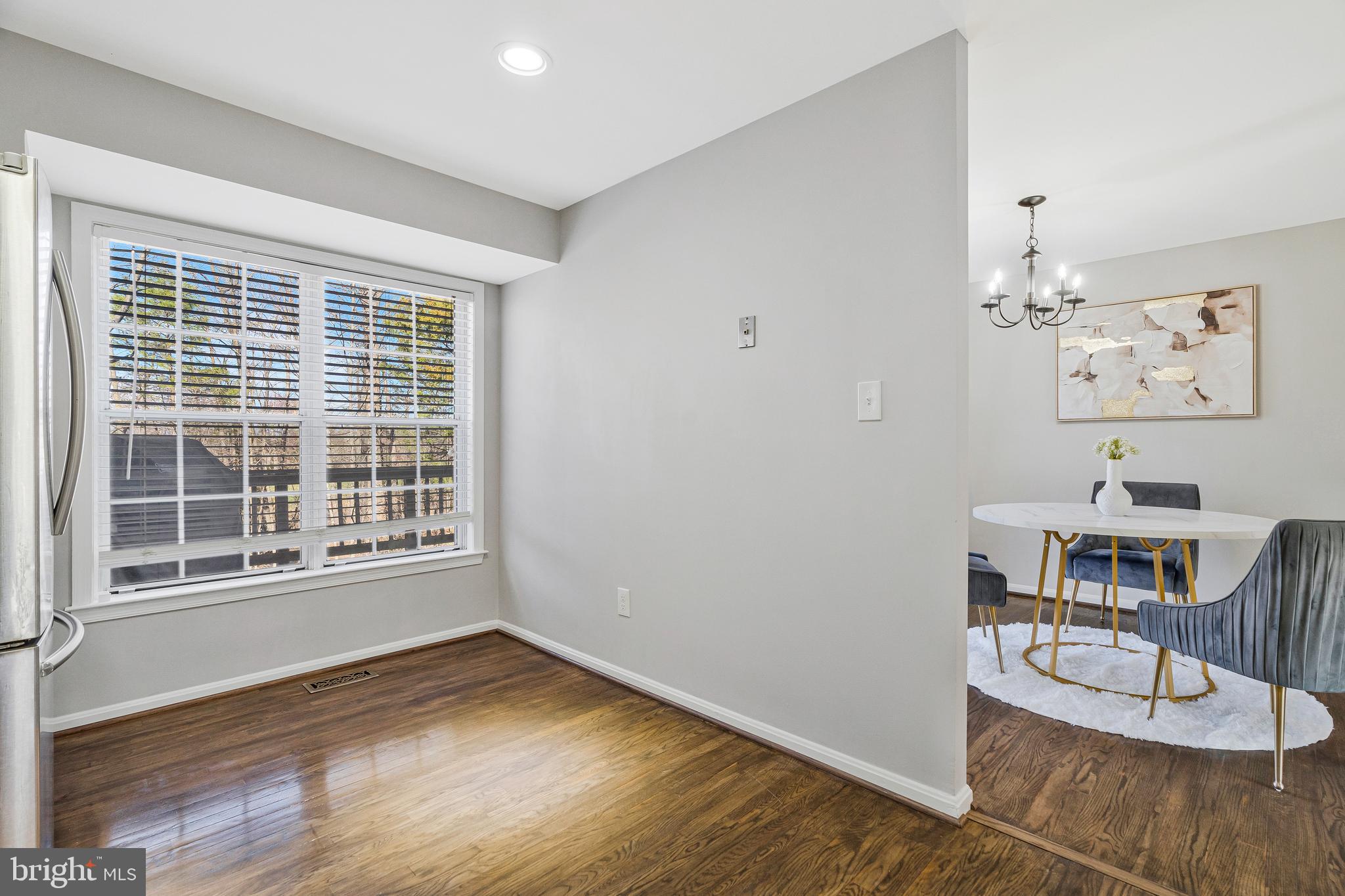 SINGLETONS GROVE - Residential