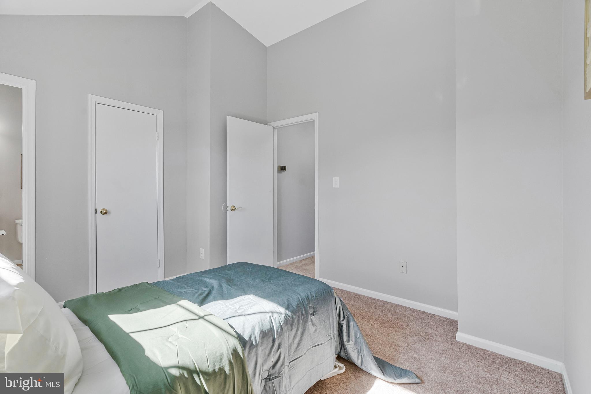 SINGLETONS GROVE - Residential