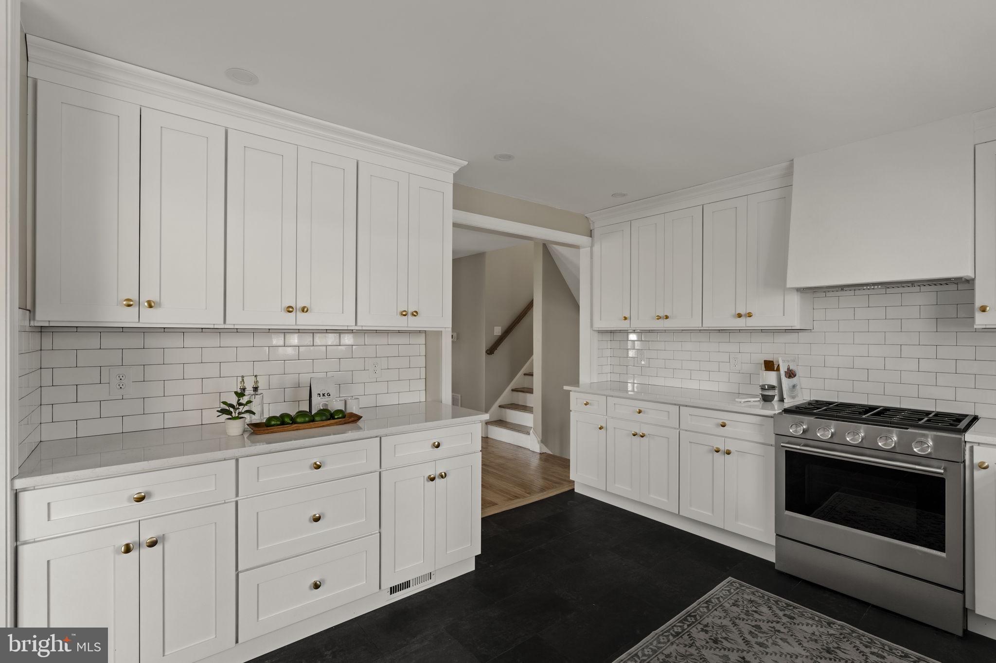 VALLEY FORGE MTN - Residential