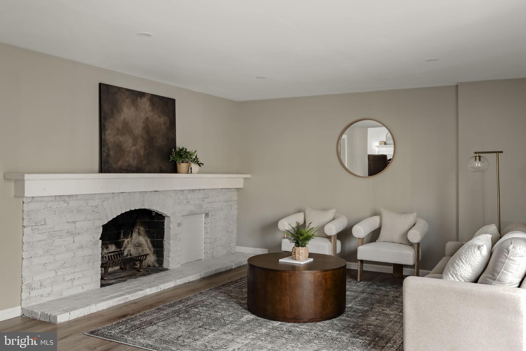 VALLEY FORGE MTN - Residential