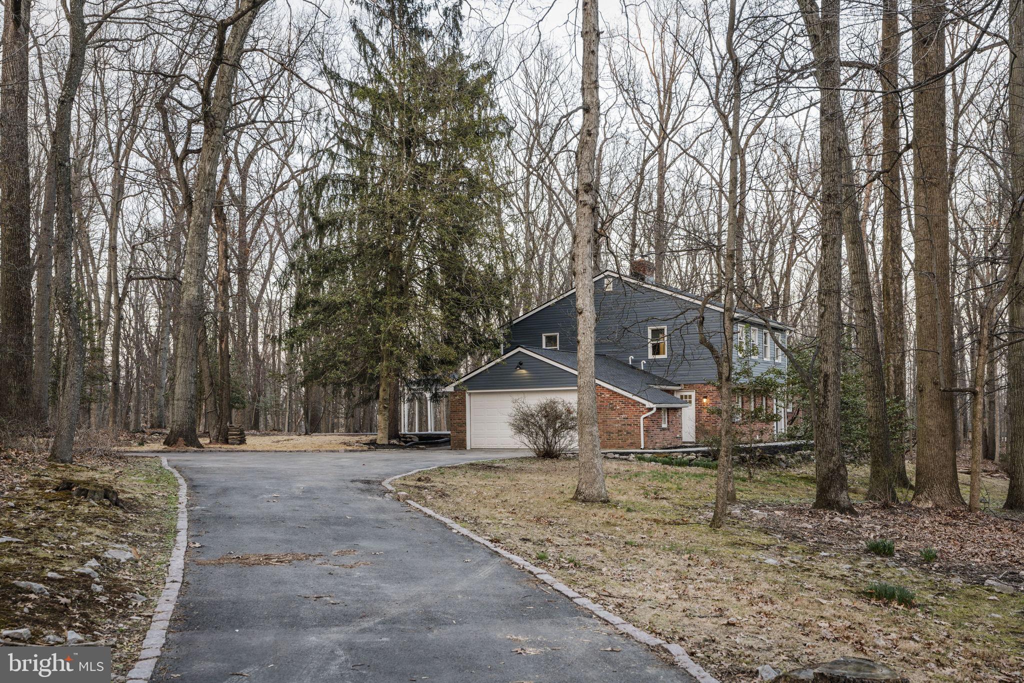 VALLEY FORGE MTN - Residential