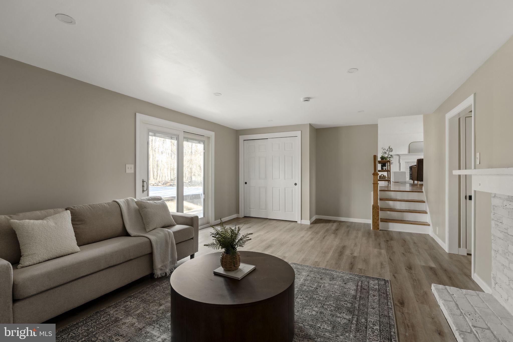 VALLEY FORGE MTN - Residential