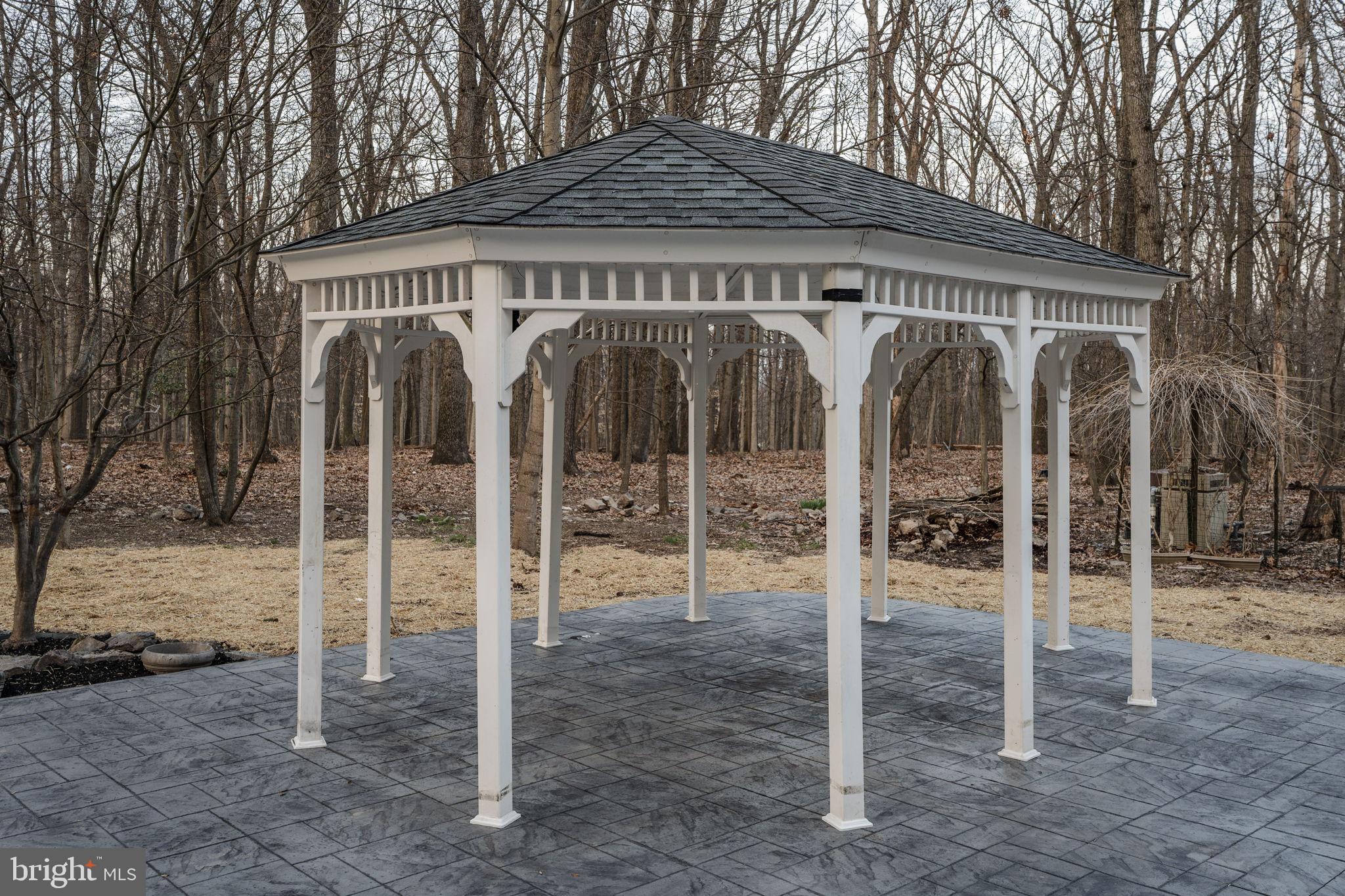 VALLEY FORGE MTN - Residential