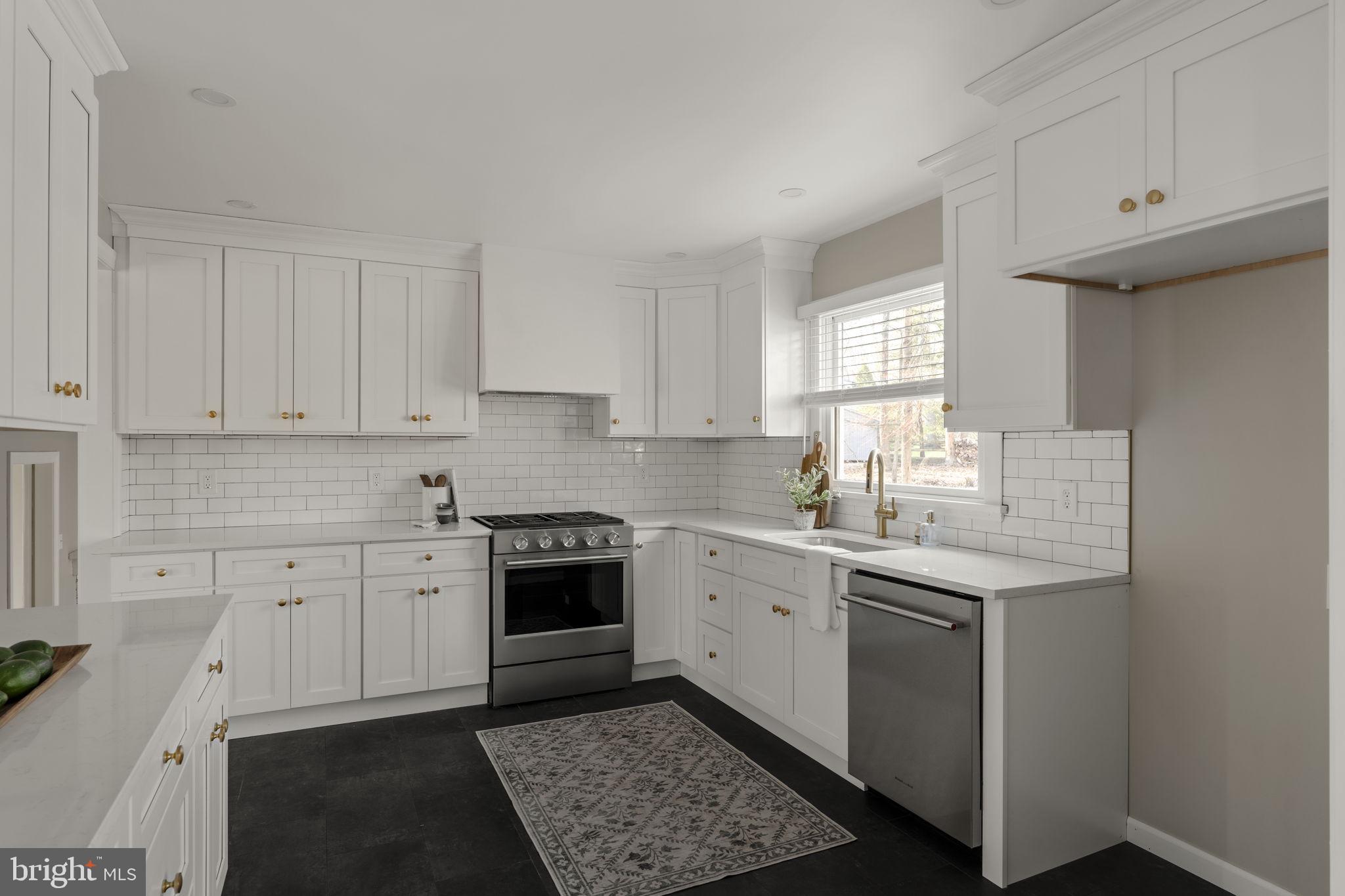 VALLEY FORGE MTN - Residential