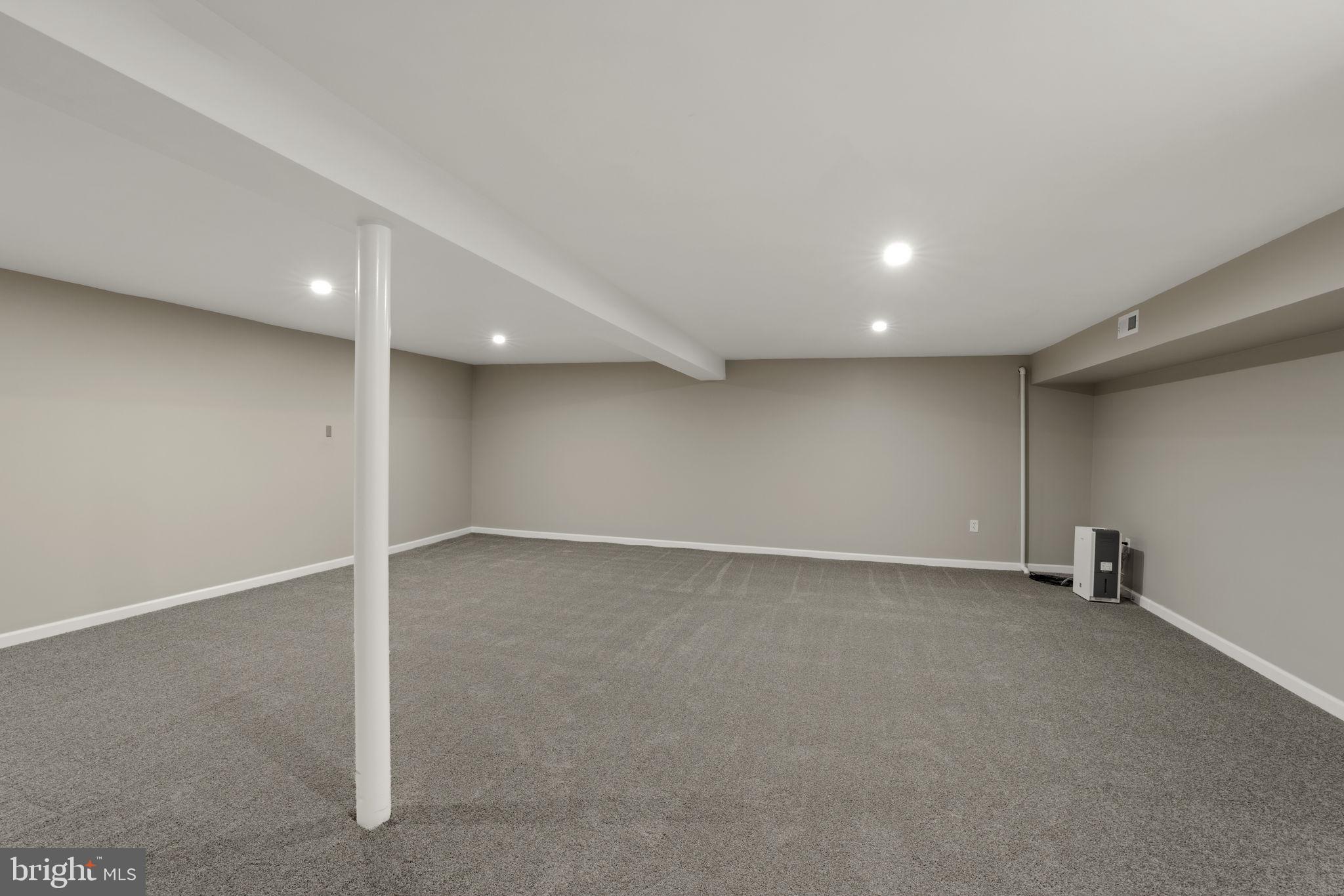 VALLEY FORGE MTN - Residential