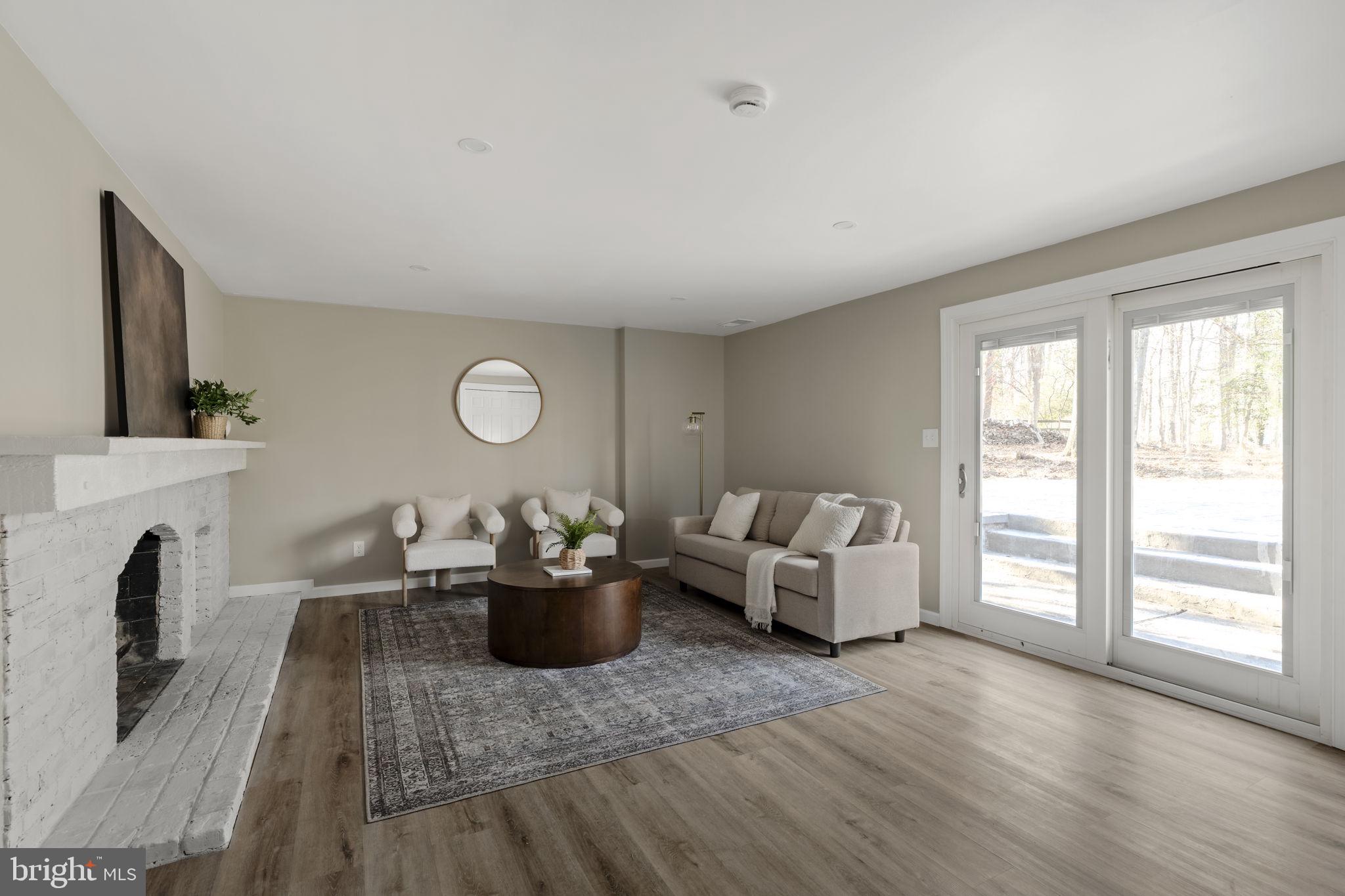 VALLEY FORGE MTN - Residential