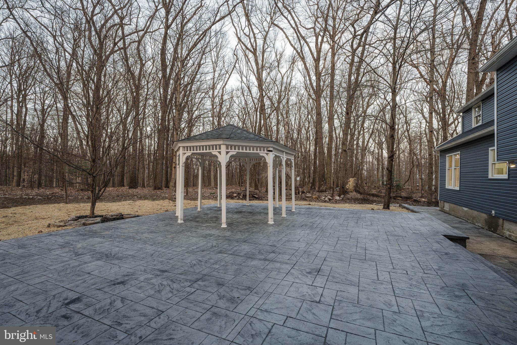 VALLEY FORGE MTN - Residential