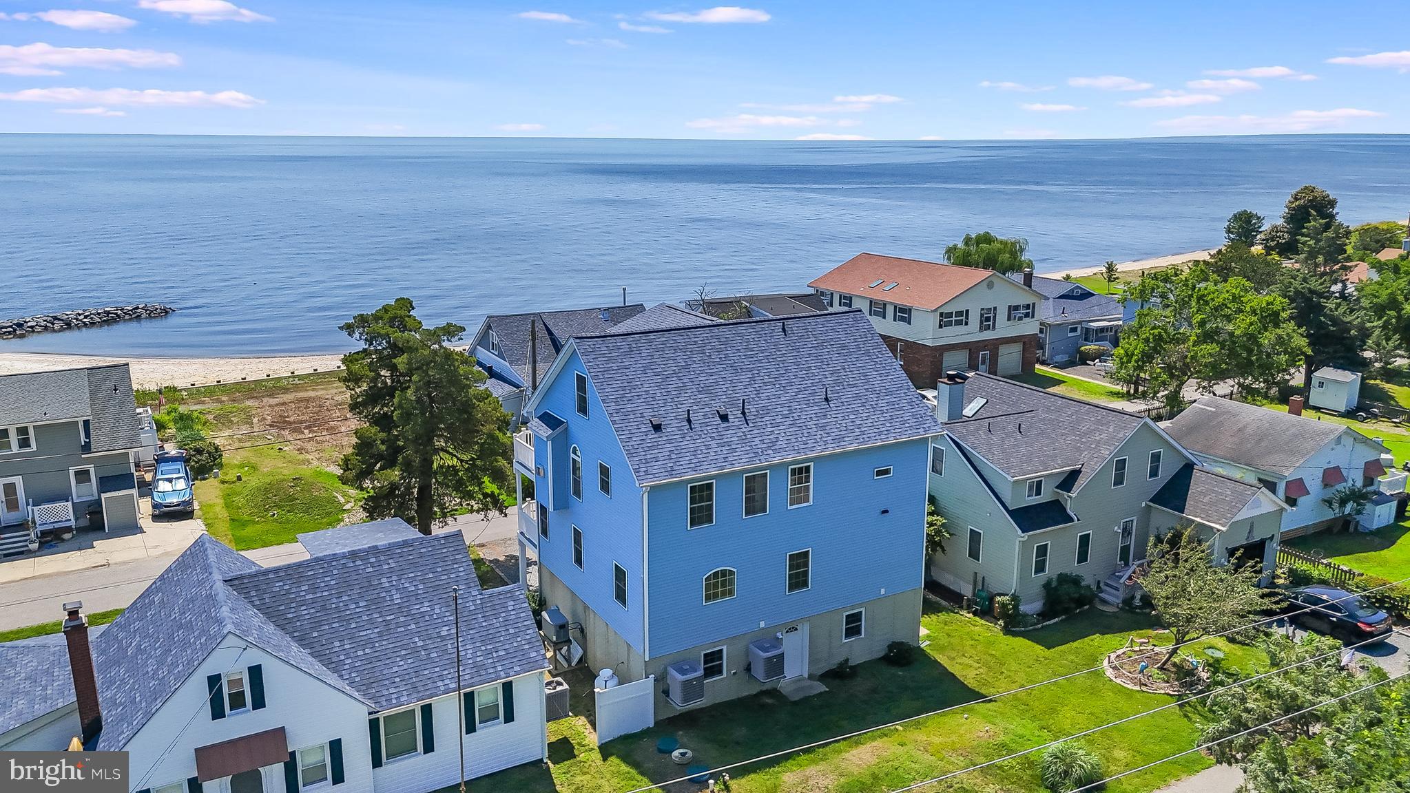 NEELD ESTATE - Residential